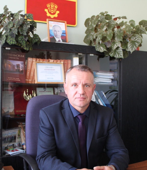 Степаниденко Сергей Иванович.